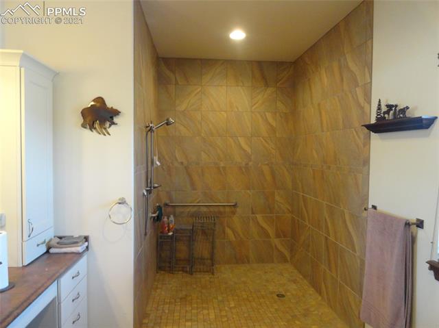 19345 Spring Valley Road Monument, CO 80132 - Photo 8 of 23 Gallery Image 8