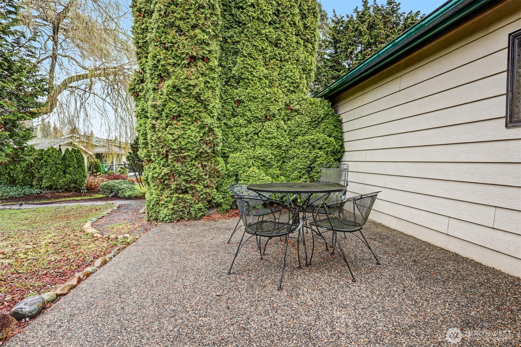 23812 Lake Drive East Bothell, WA 98021 - Photo 35 of 40 Gallery Image 35