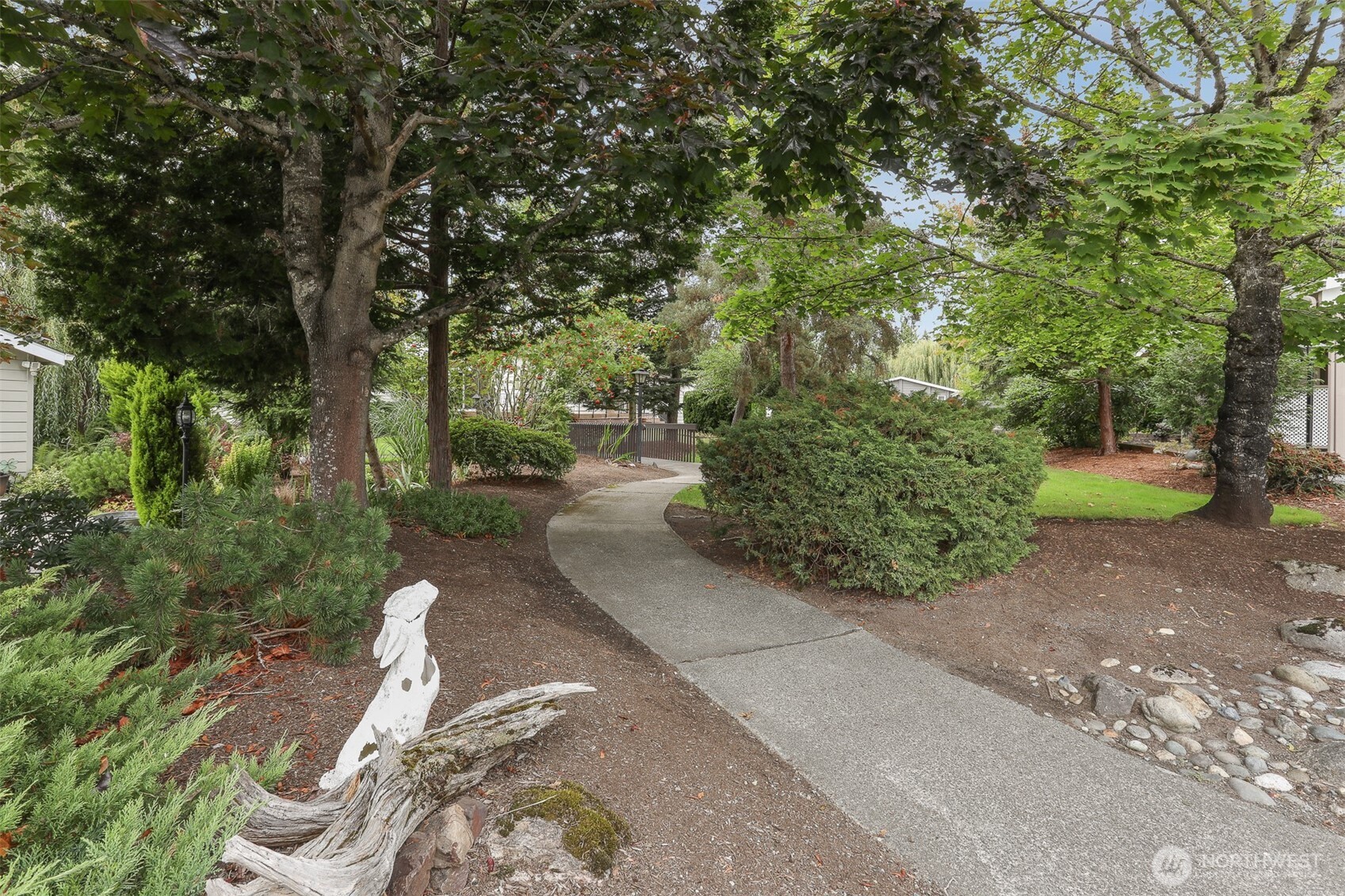 23812 Lake Drive East Bothell, WA 98021 - Photo 40 of 40 Gallery Image 40