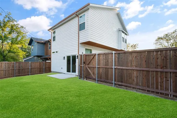 $1,650 | 3405 Crockett Street, Greenville, TX 75401