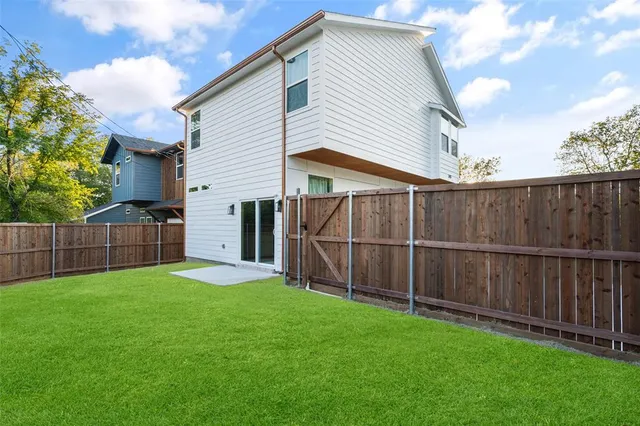 $1,850 | 3405 Crockett Street, Greenville, TX 75401