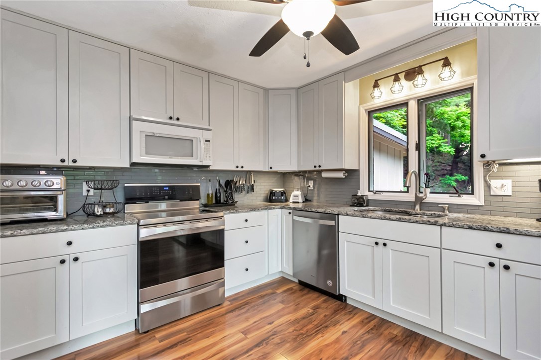 208 Rainbow Trail Boone, NC 28607 - Photo 19 of 47 Gallery Image 19