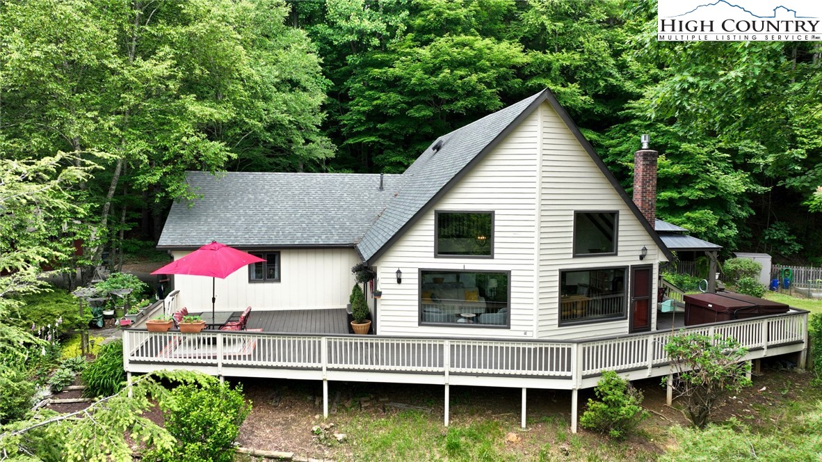 208 Rainbow Trail Boone, NC 28607 - Photo 3 of 47 Gallery Image 3