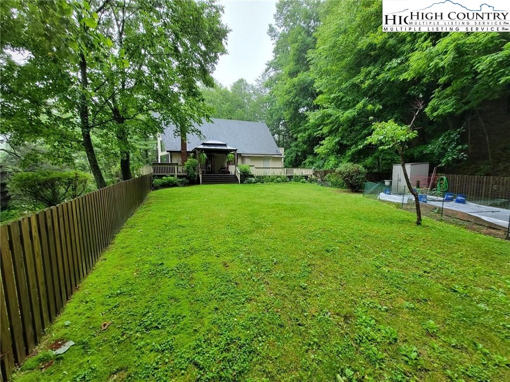 208 Rainbow Trail Boone, NC 28607 - Photo 6 of 47 Gallery Image 6