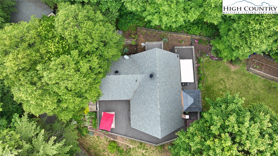 208 Rainbow Trail Boone, NC 28607 - Photo 8 of 47 Gallery Image 8