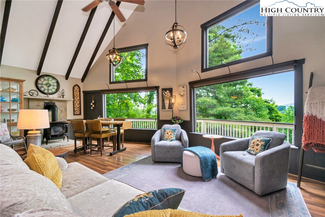 208 Rainbow Trail Boone, NC 28607 - Photo 10 of 47 Gallery Image 10