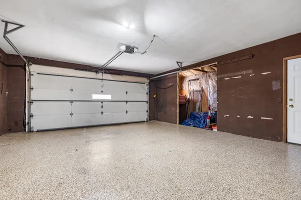 $279,900 | 8668 Yosemite Drive, Byron, IL 61010