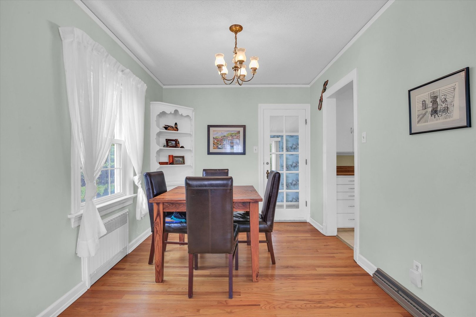 603 South Russell Street Champaign, IL 61821 - Photo 4 of 34