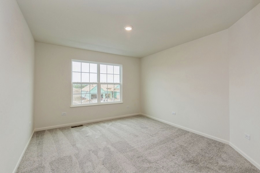 3616 Edelweiss Road Elgin, IL 60124 - Photo 16 of 26 an empty room with a window
