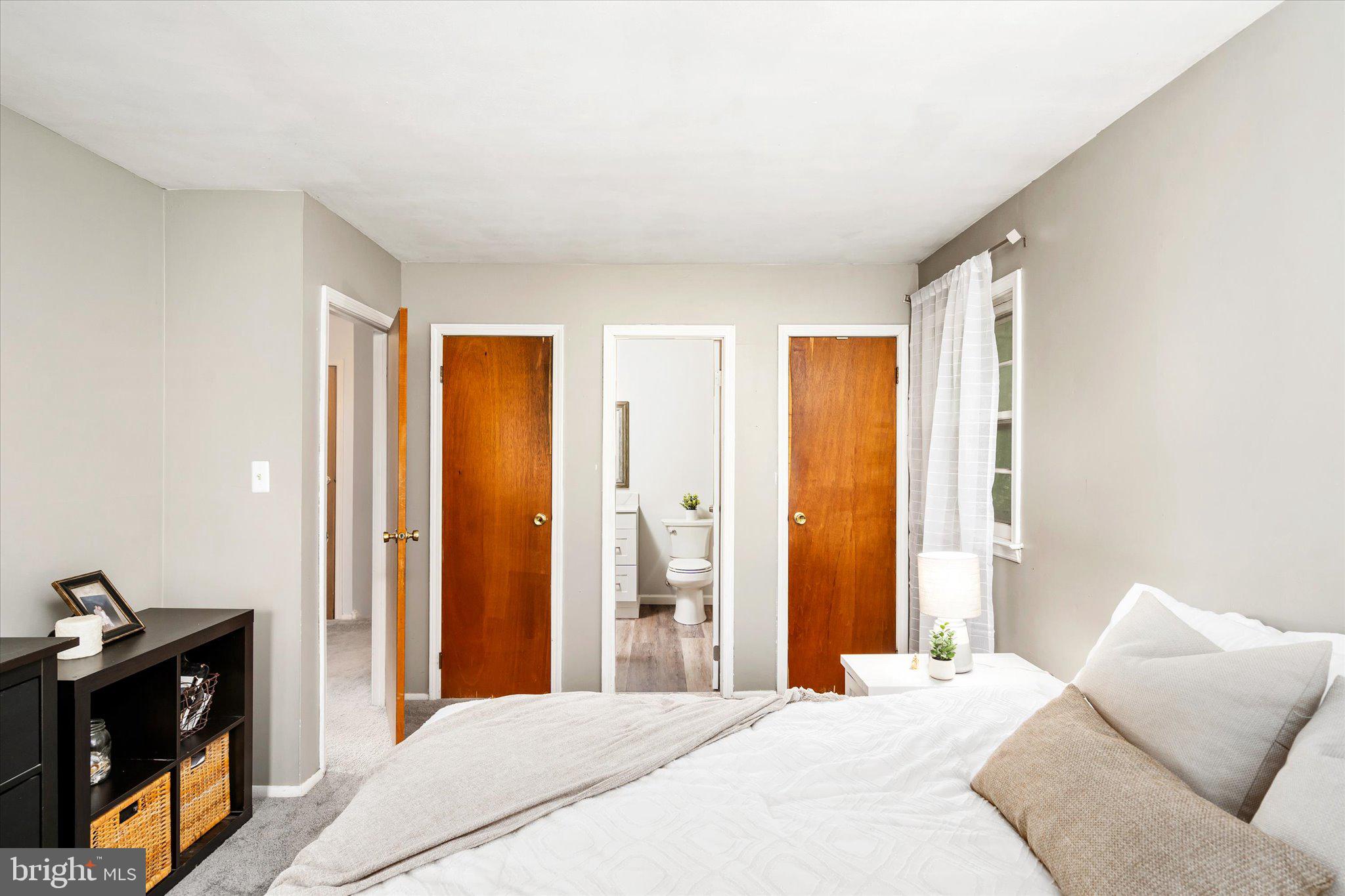 338 Ewingville Road Ewing, NJ 08638 - Photo 14 of 26 Access to hall bathroom