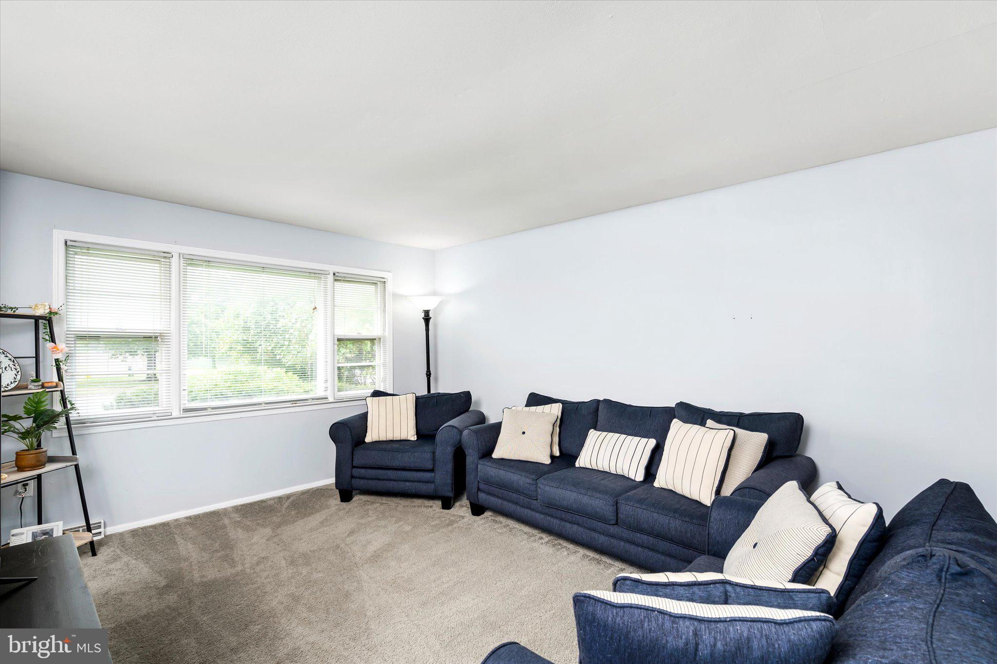338 Ewingville Road Ewing, NJ 08638 - Photo 3 of 26 Living Room