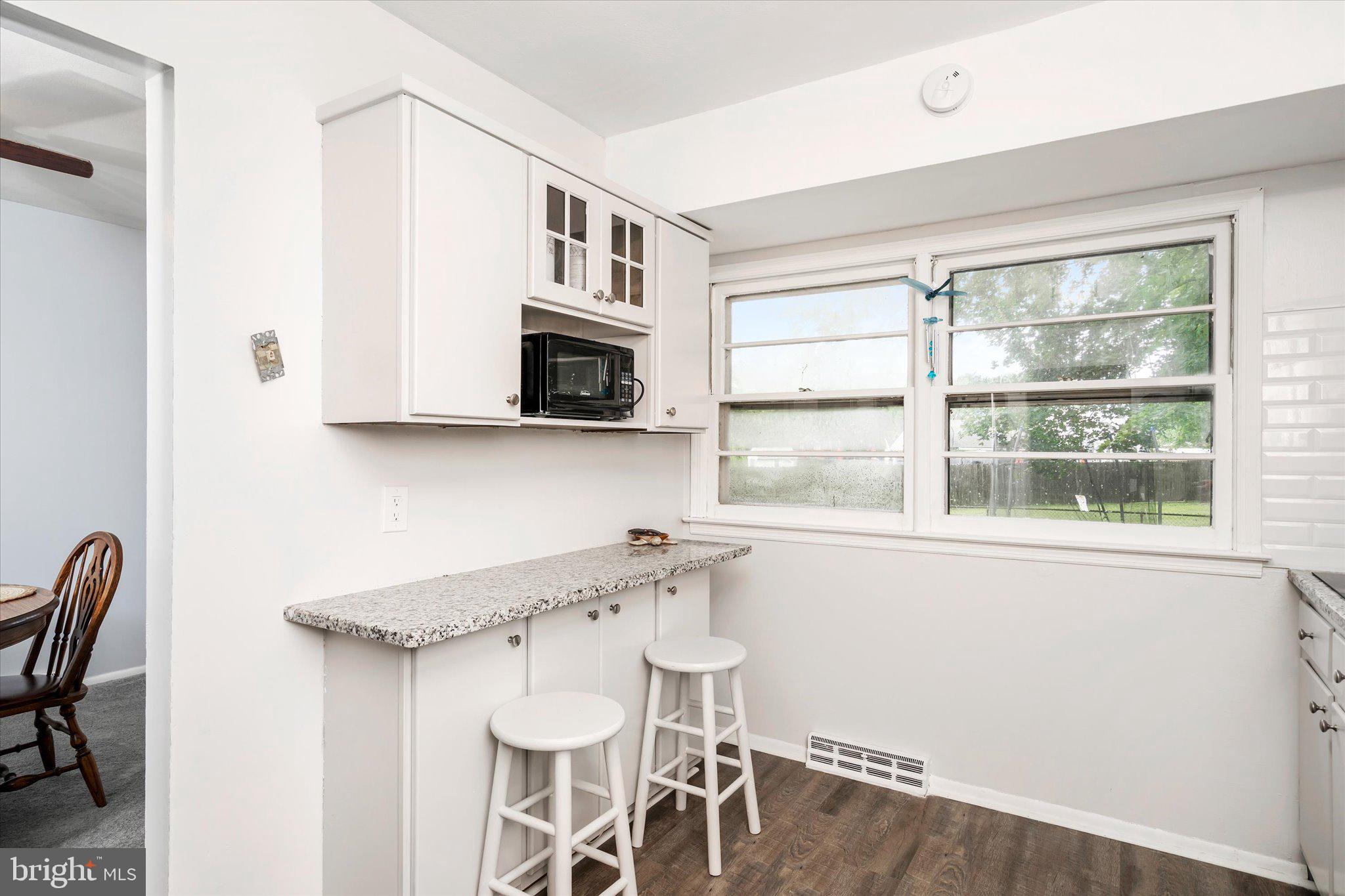 338 Ewingville Road Ewing, NJ 08638 - Photo 8 of 26