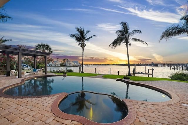 $5,999,995 | 3576 San Remo Terrace, Sarasota, FL 34239
