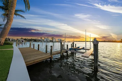 $5,999,995 | 3576 San Remo Terrace, Sarasota, FL 34239