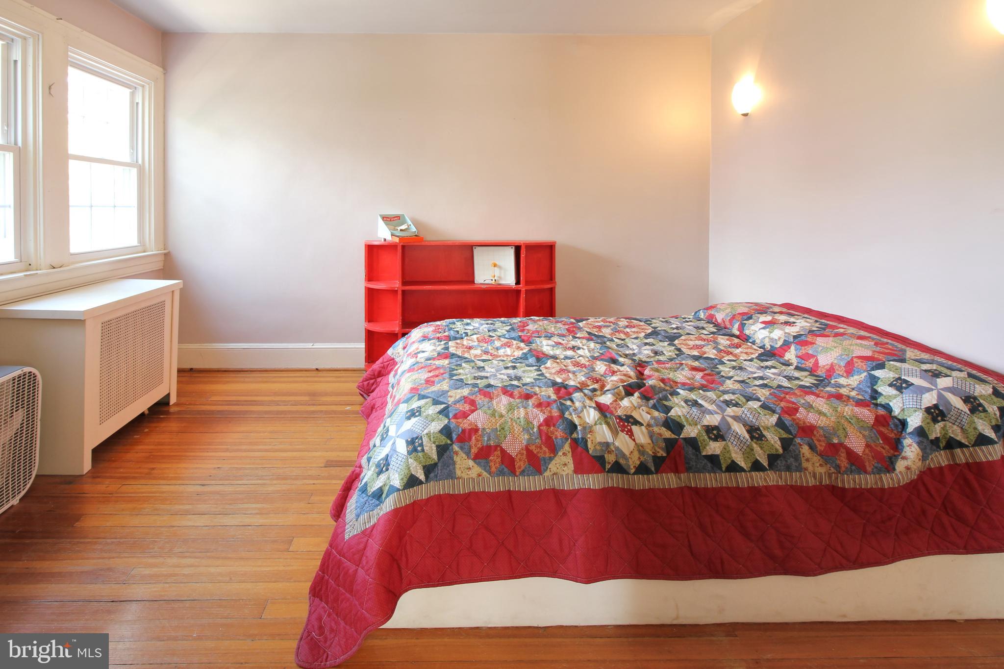 2229 Crest Road Baltimore, MD 21209 - Photo 14 of 25 Gallery Image 14