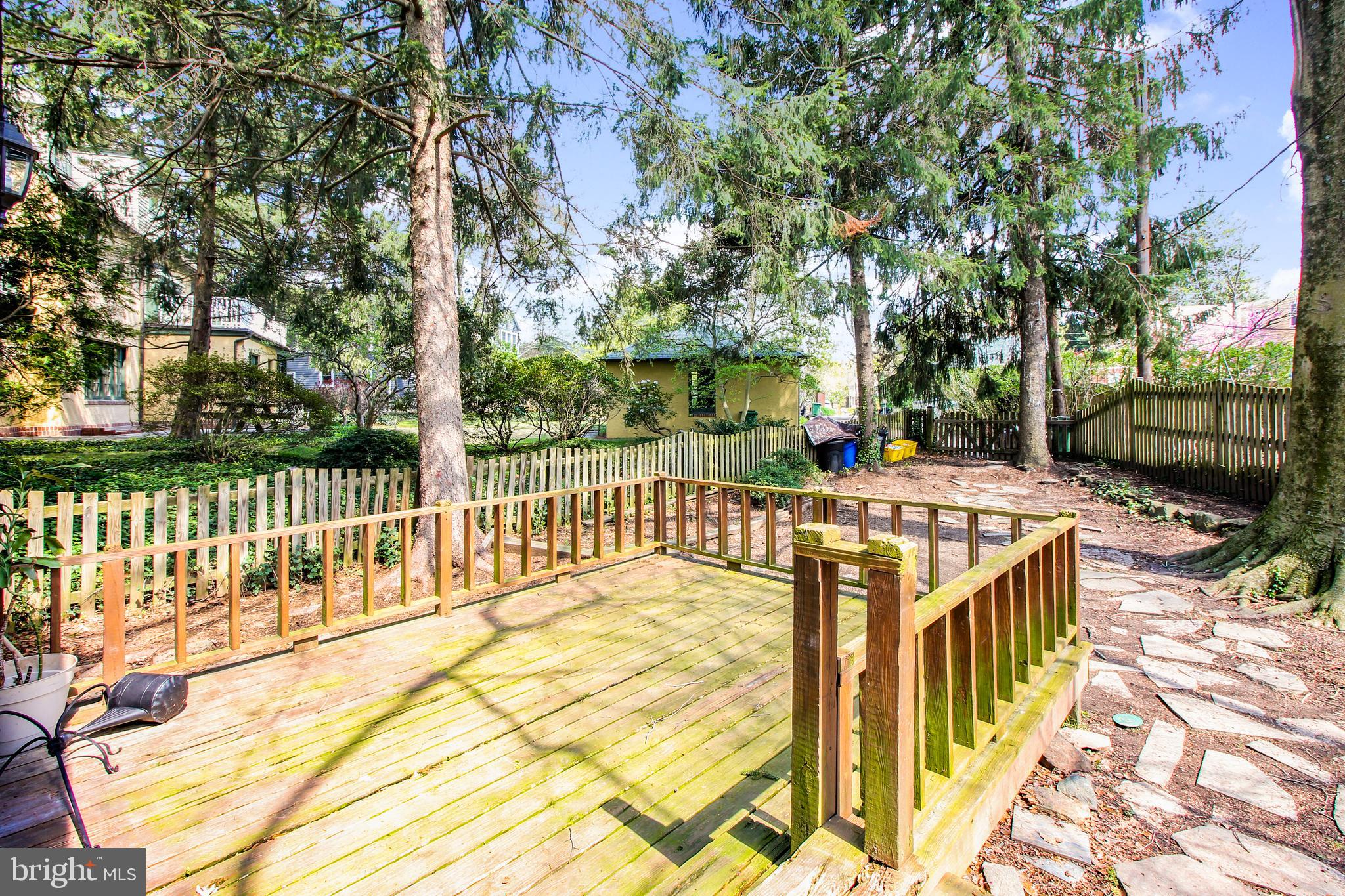 2229 Crest Road Baltimore, MD 21209 - Photo 19 of 25 Gallery Image 19