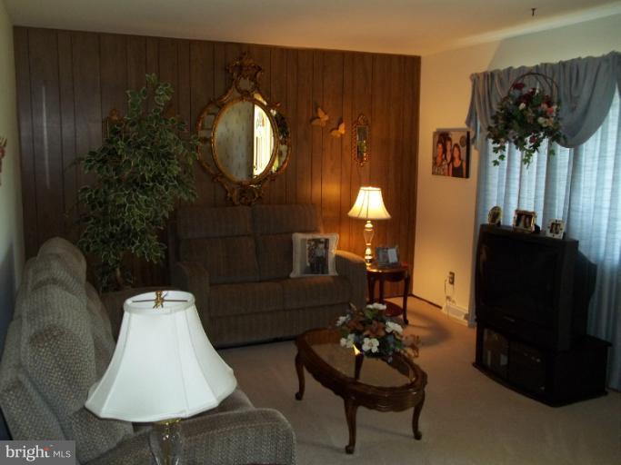 613 Joppa Farm Road Joppa, MD 21085 - Photo 10 of 16 Living Room