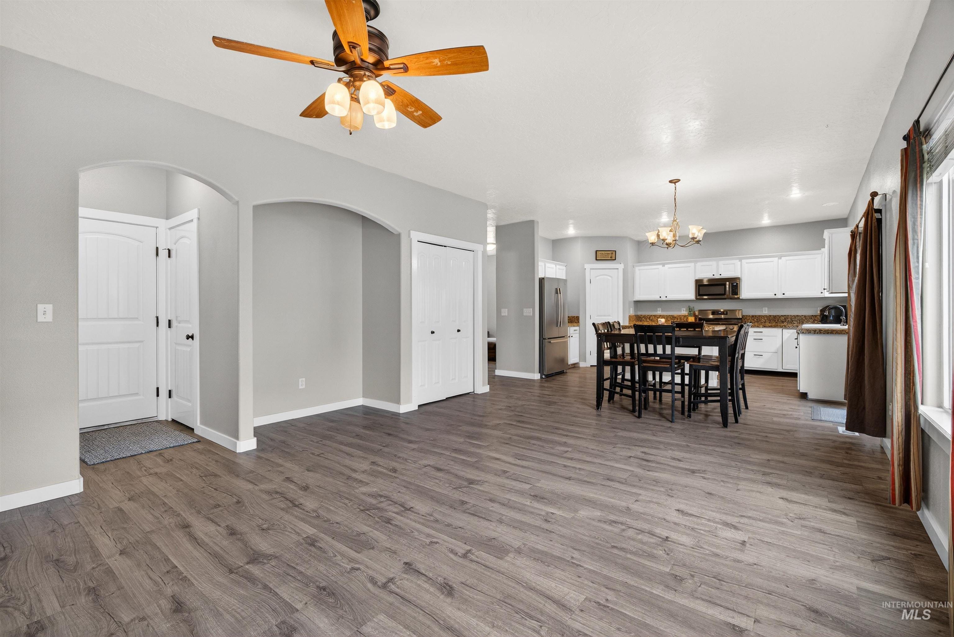 6284 North Silver Elm Way Meridian, ID 83646 - Photo 15 of 50