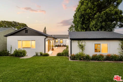$1,595,000 | 8421 Airlane Avenue, Los Angeles, CA 90045