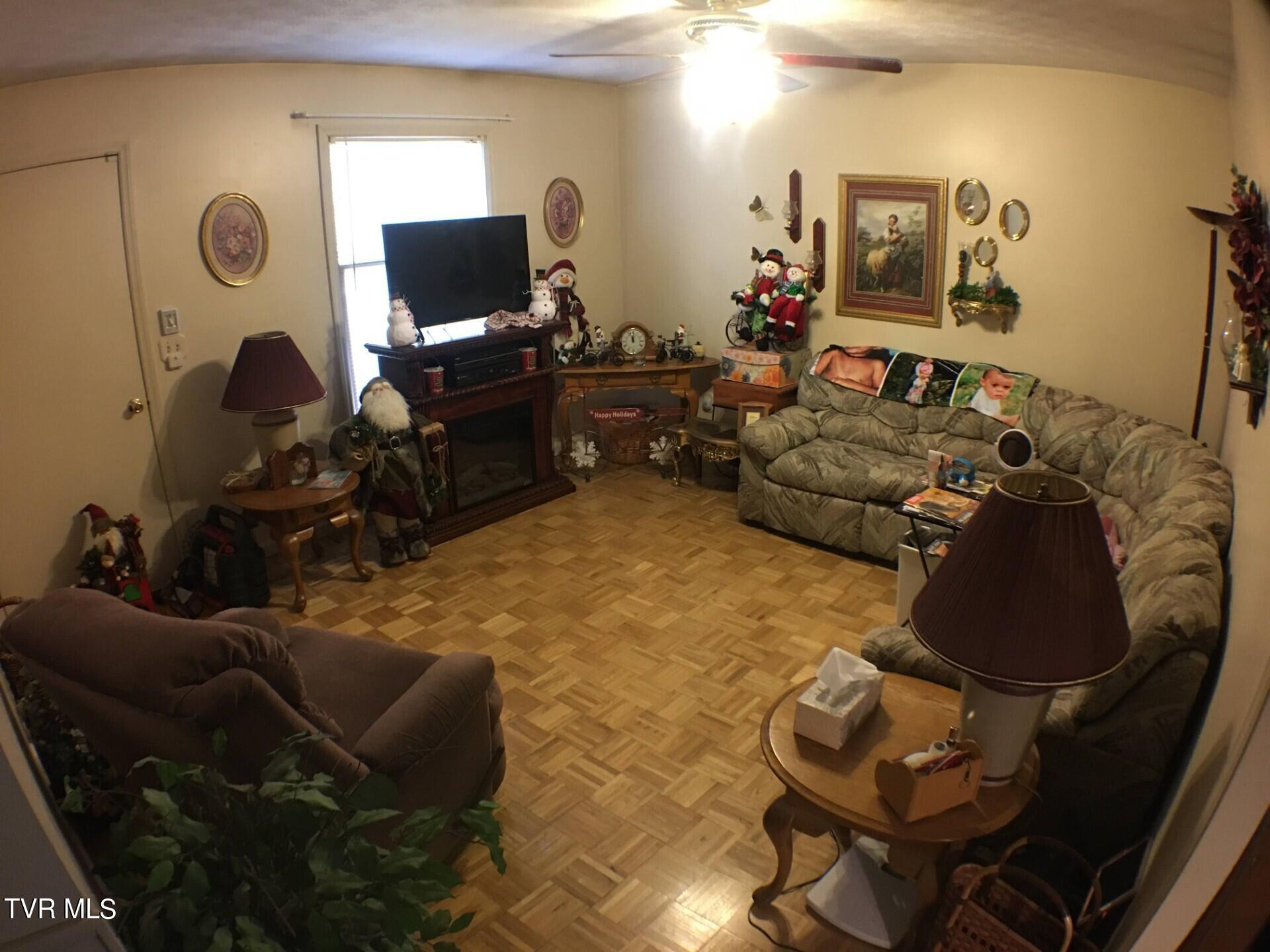 175 Hospital View Road Pennington Gap, VA 24277 - Photo 12 of 24 Live 3
