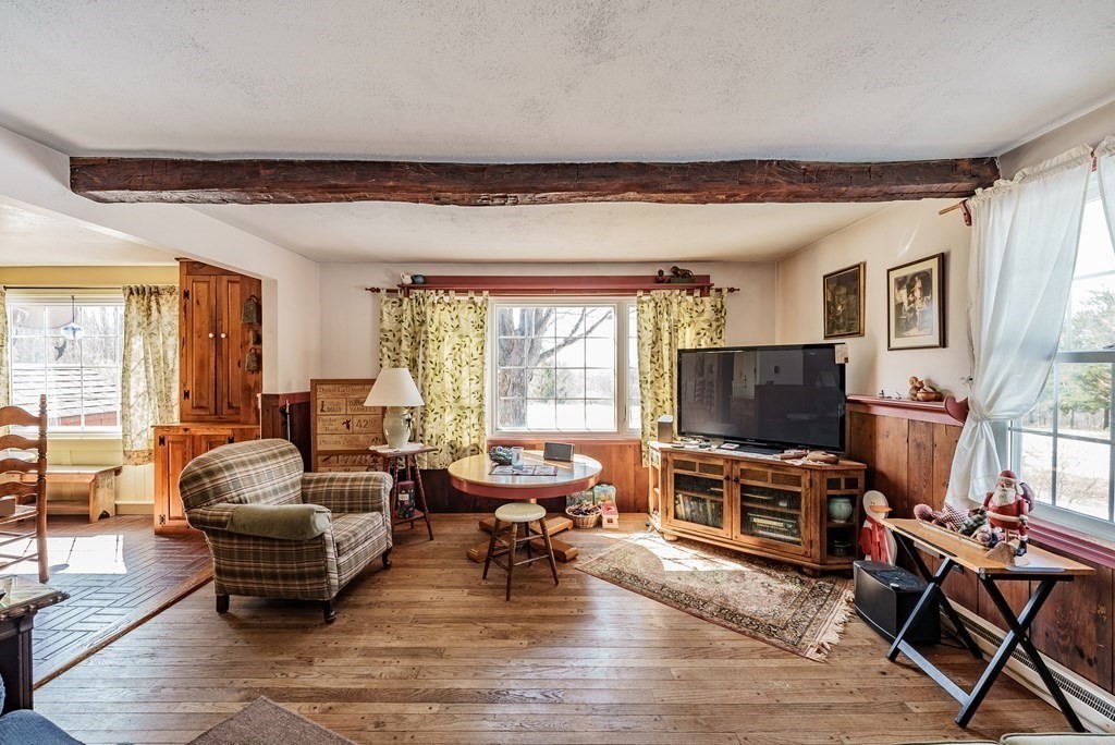 75 New State Road Montgomery, MA 01085 - Photo 13 of 42