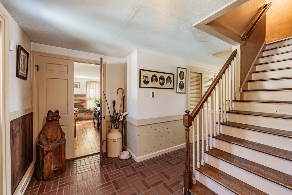75 New State Road Montgomery, MA 01085 - Photo 16 of 42