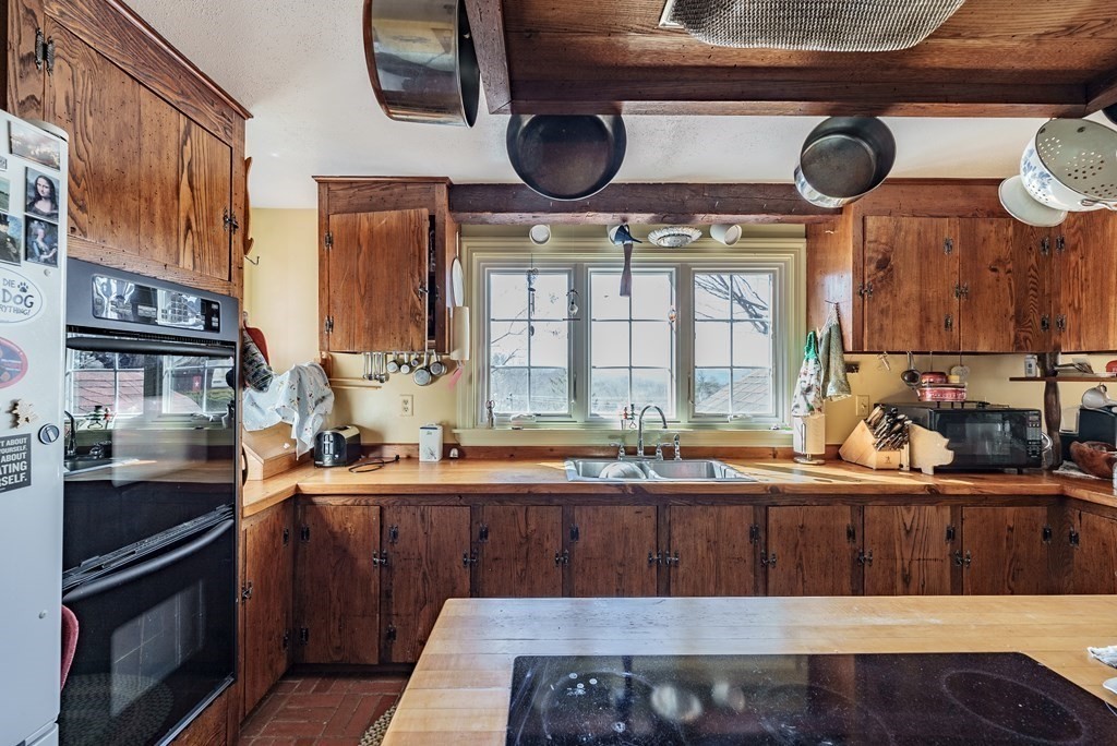 75 New State Road Montgomery, MA 01085 - Photo 7 of 42