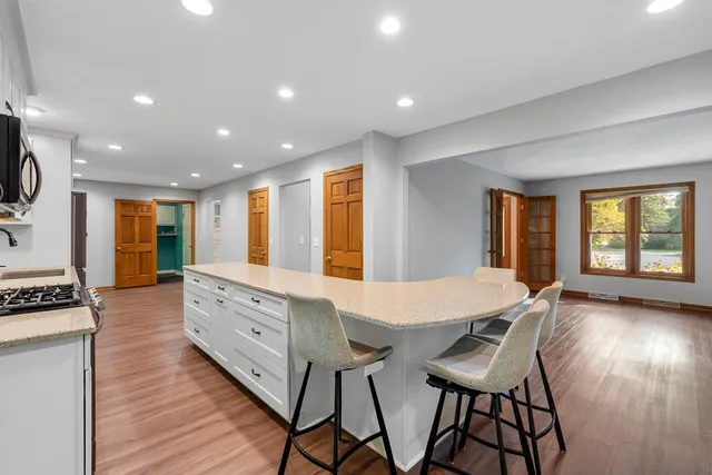 $475,000 | 2110 Hollow Circle, West Bend, WI 53090