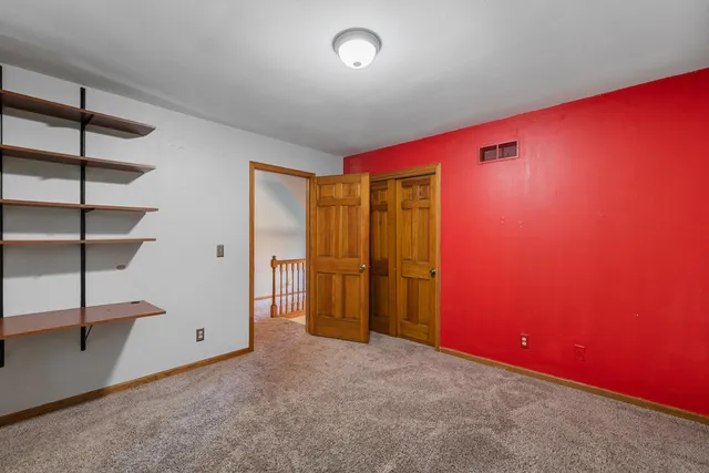 $475,000 | 2110 Hollow Circle, West Bend, WI 53090