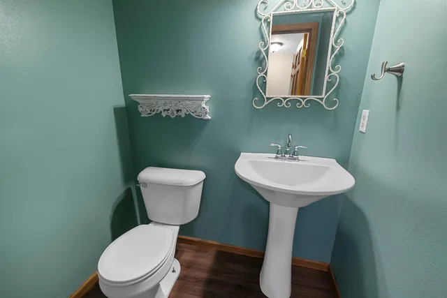 $475,000 | 2110 Hollow Circle, West Bend, WI 53090