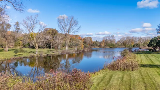 $475,000 | 2110 Hollow Circle, West Bend, WI 53090