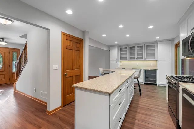 $475,000 | 2110 Hollow Circle, West Bend, WI 53090