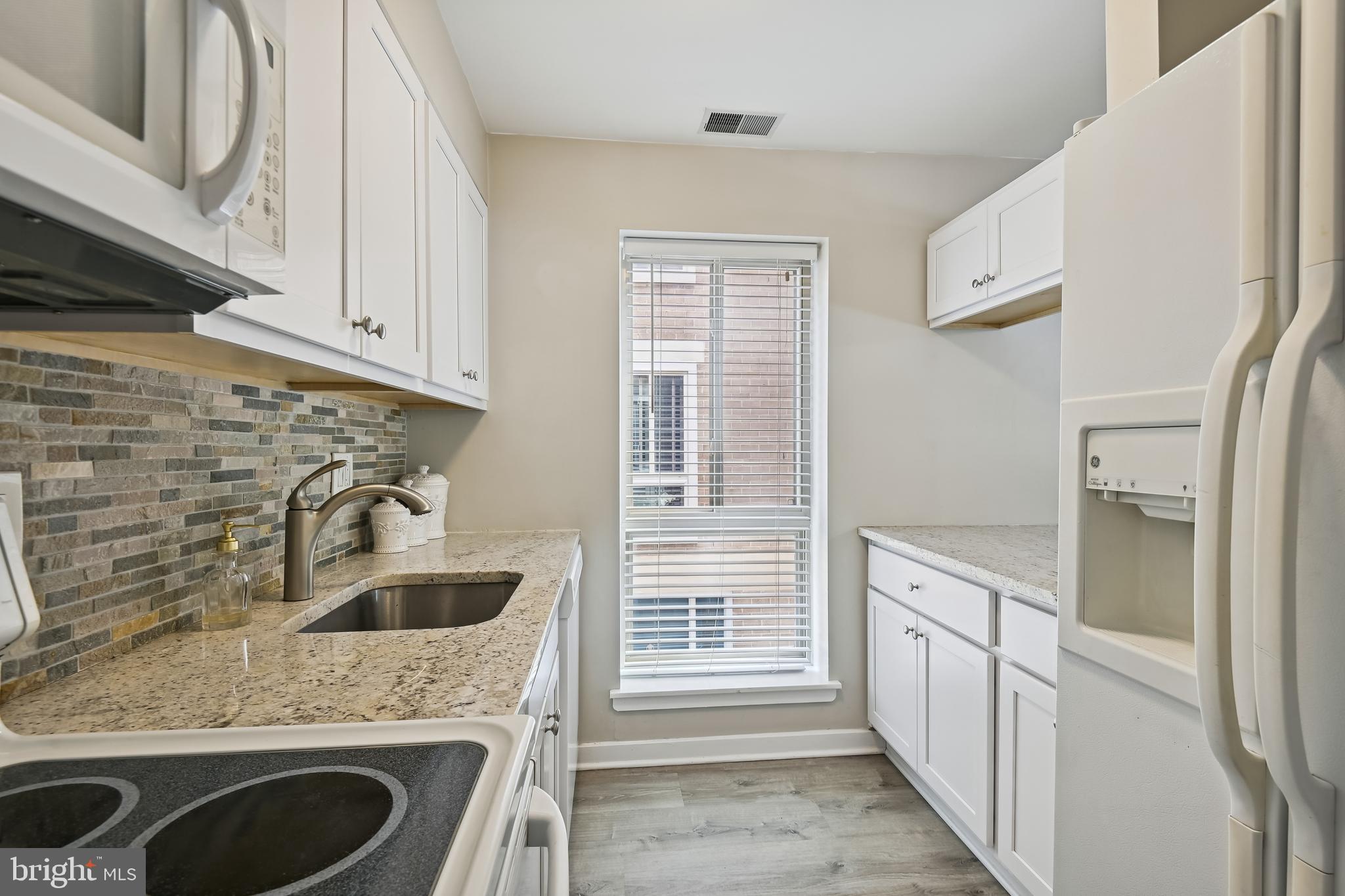 409 South Sharp Street, Unit R 5 Baltimore, MD 21201 - Photo 18 of 64 KItchen