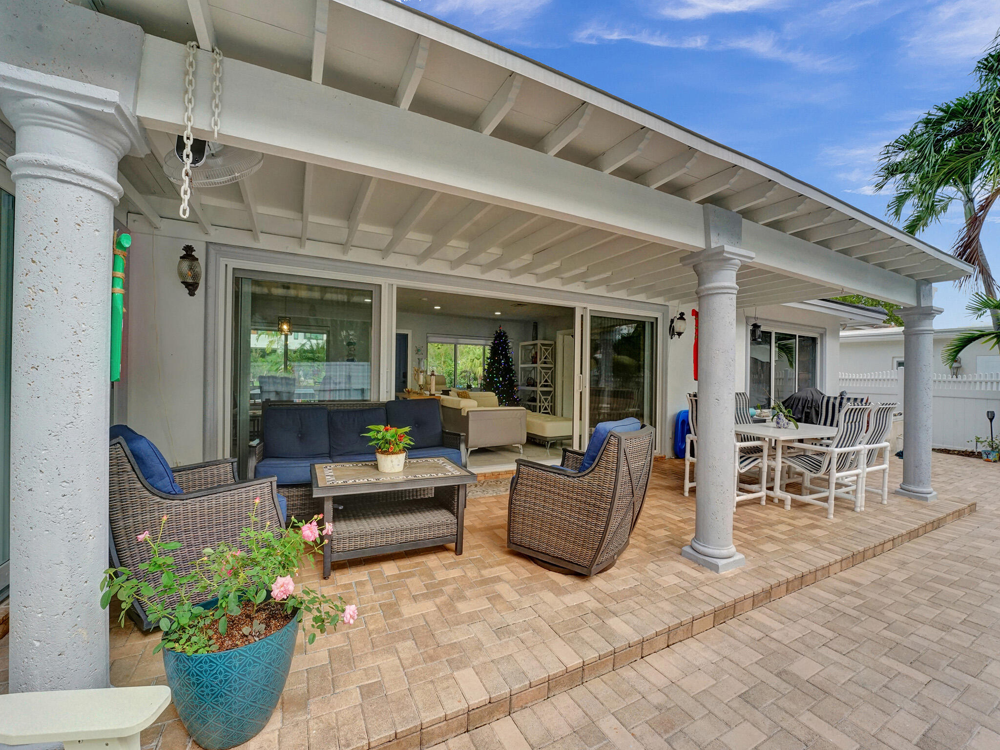 3204 Robbins Road Pompano Beach, FL 33062 - Photo 28 of 37 a outdoor living space with furniture and garden