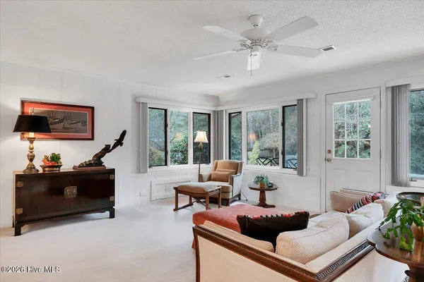 $470,000 | 32 Bogie Drive, Whispering Pines, NC 28327