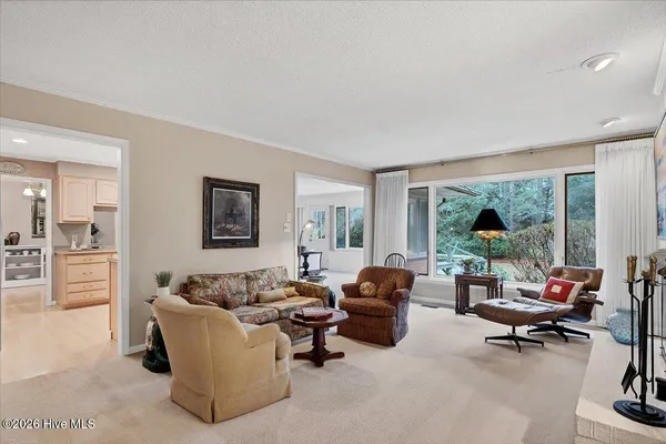 $470,000 | 32 Bogie Drive, Whispering Pines, NC 28327