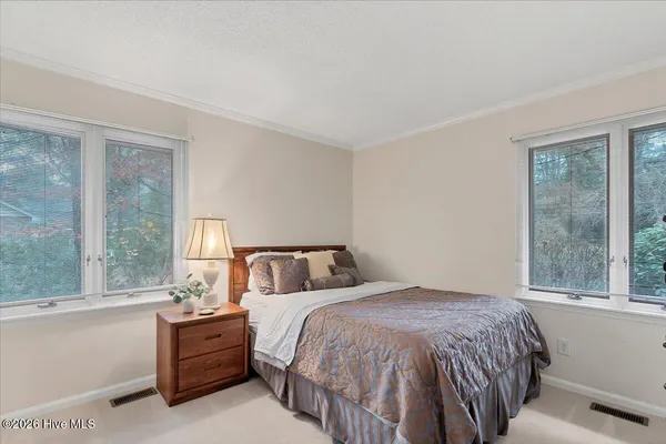 $470,000 | 32 Bogie Drive, Whispering Pines, NC 28327