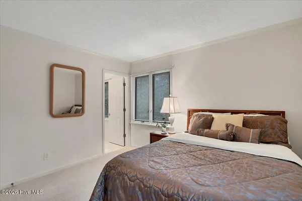 $470,000 | 32 Bogie Drive, Whispering Pines, NC 28327