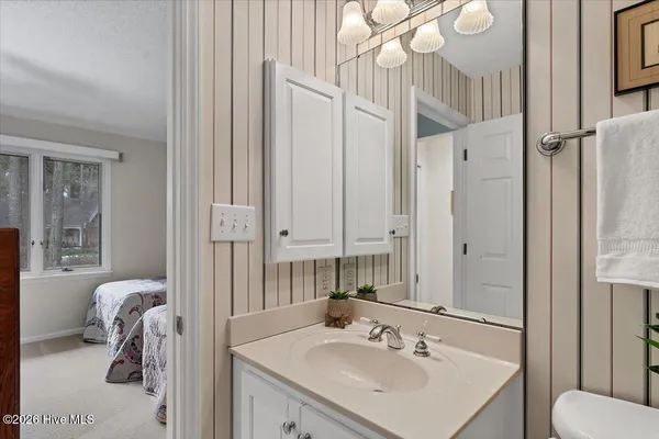 $470,000 | 32 Bogie Drive, Whispering Pines, NC 28327