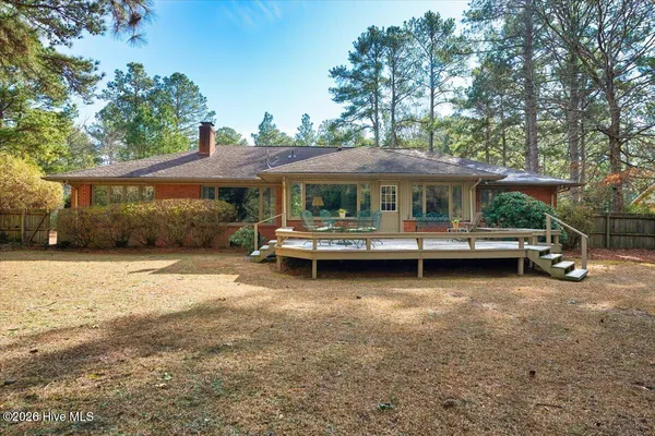 $470,000 | 32 Bogie Drive, Whispering Pines, NC 28327