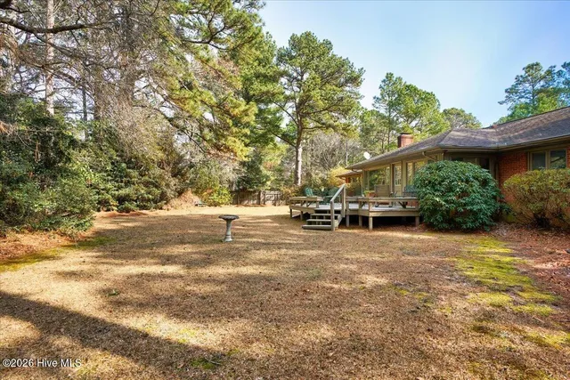 $470,000 | 32 Bogie Drive, Whispering Pines, NC 28327