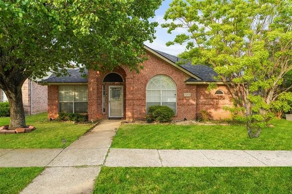 $305,000 | 1212 Jessica Lane, Mesquite, TX 75149