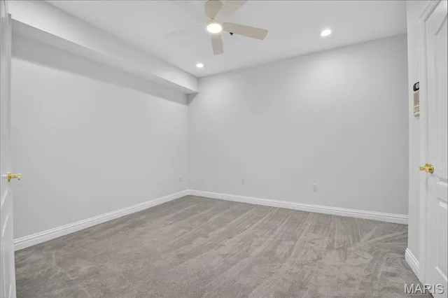 $2,700 | 500 North And South Road, Unit 103, University City, MO 63130