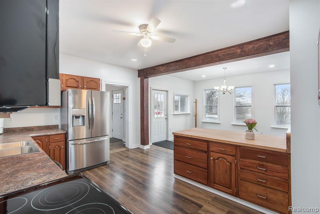 2489 East Newark Road Lapeer, MI 48446 - Photo 15 of 25