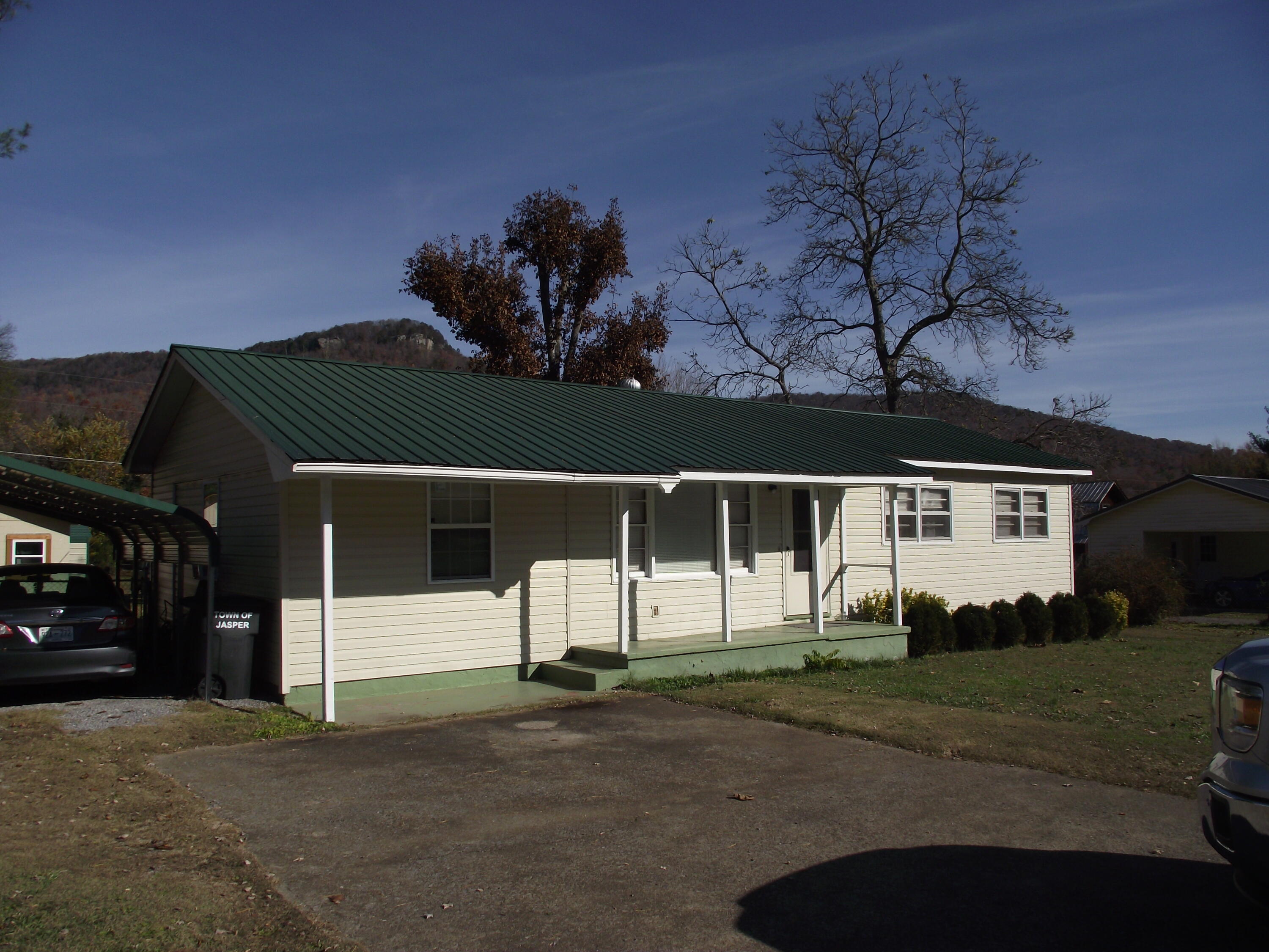 818 Pryor Cove Road Jasper, TN 37347 - Photo 19 of 19 Front