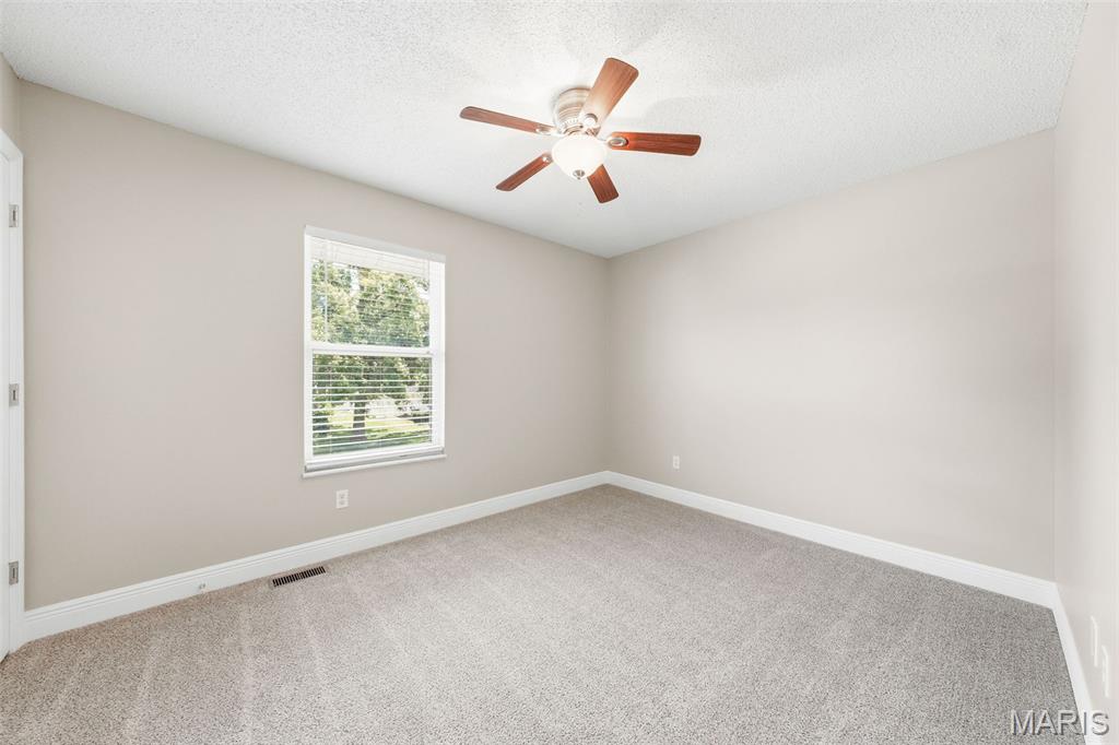 3 Declaration Trail O'Fallon, MO 63368 - Photo 15 of 24