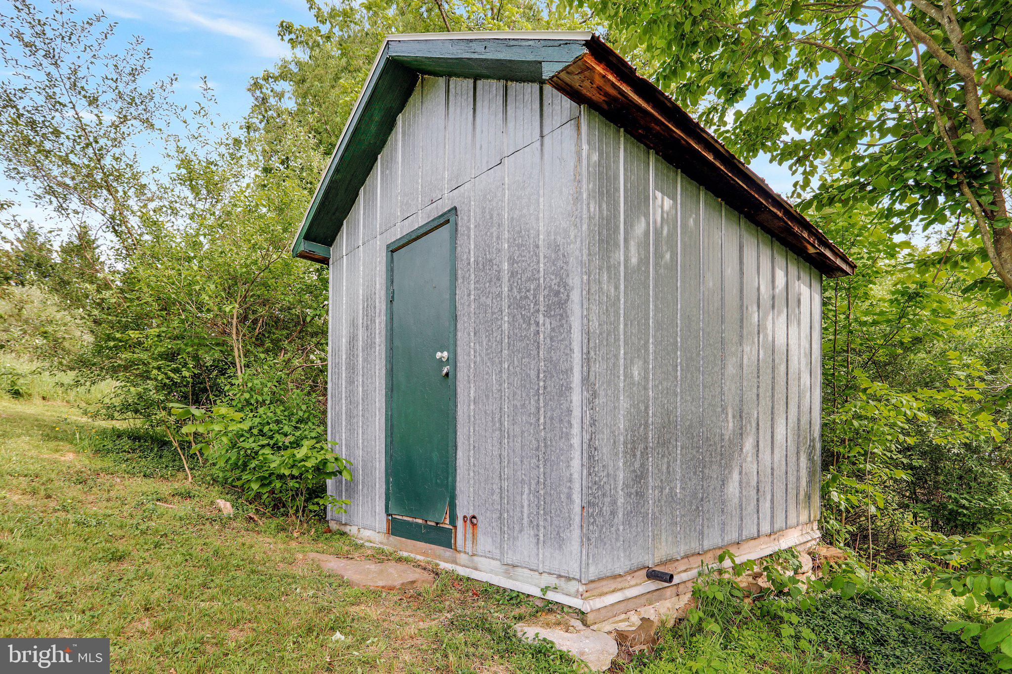 162 Terry's Road Berkeley Springs, WV 25411 - Photo 45 of 61 Tool shed