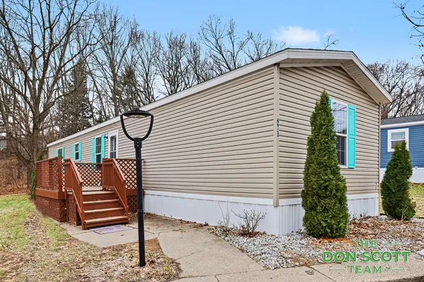 $84,900 | 6913 Sandwood Street Northeast, Rockford, MI 49341