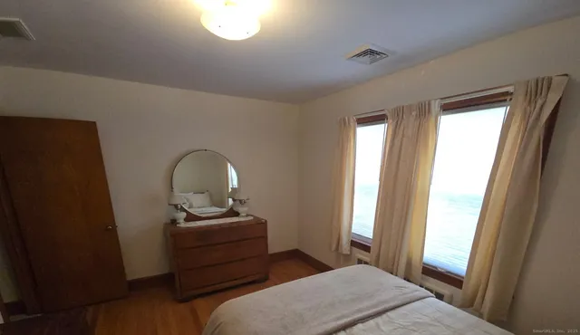 $350,000 | 14 Hyde Street, Stonington, CT 06379