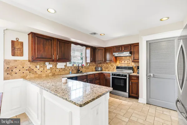 $550,000 | 36 Kensington Drive, Eastampton, NJ 08060